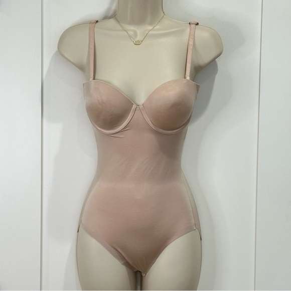 Spanx Suit Your Fancy Bodysuit Strapless Cupped Brief Convertible Tan Small - Picture 5 of 15